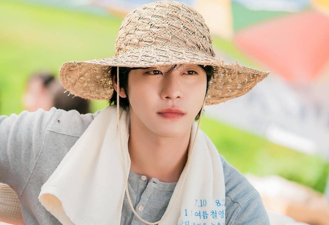 Ahn Hyo Seop di drama Sold Out on You