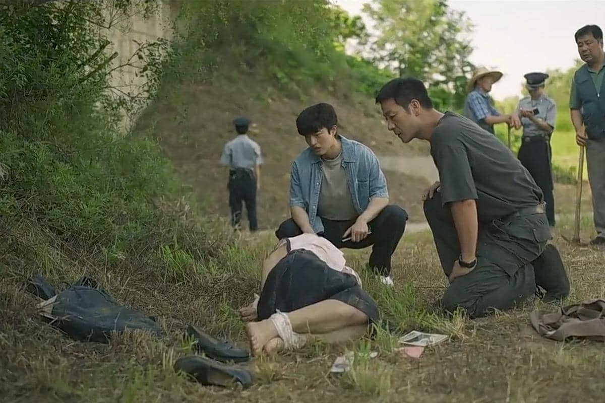 still cuts drama The Scarecrow