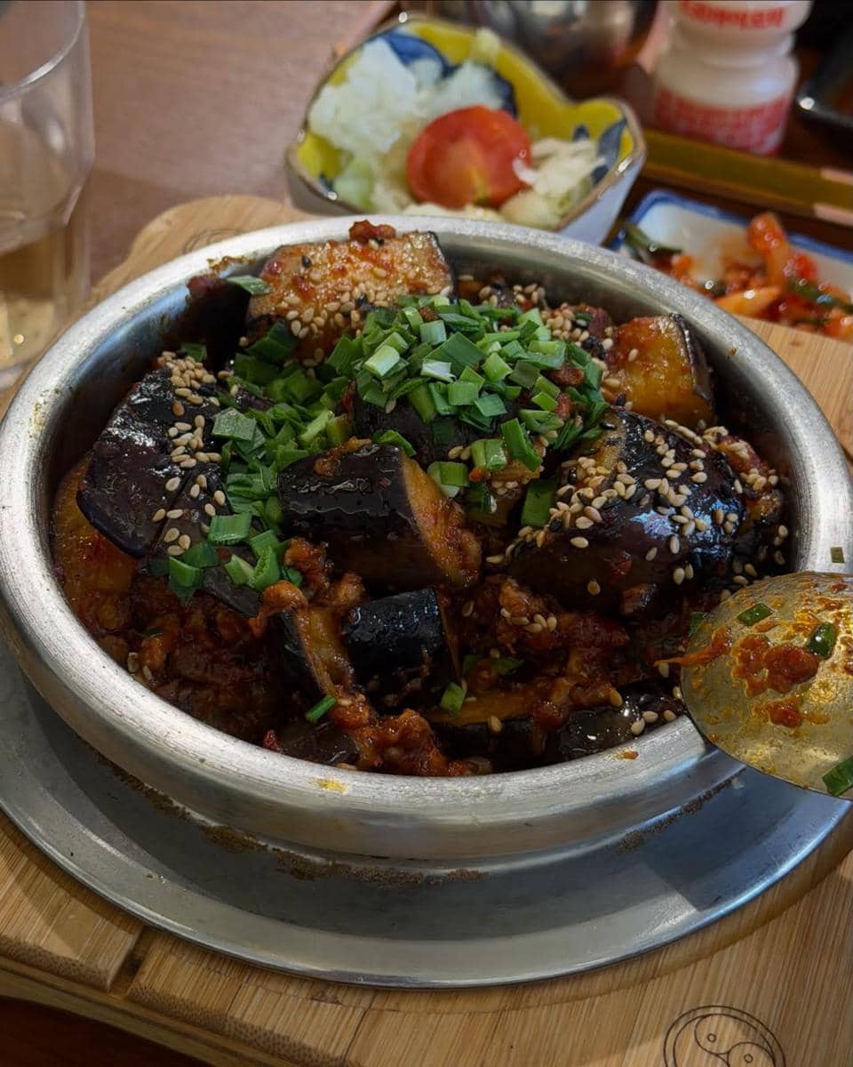 Agatha Pricilla saat kulineran di Seoul