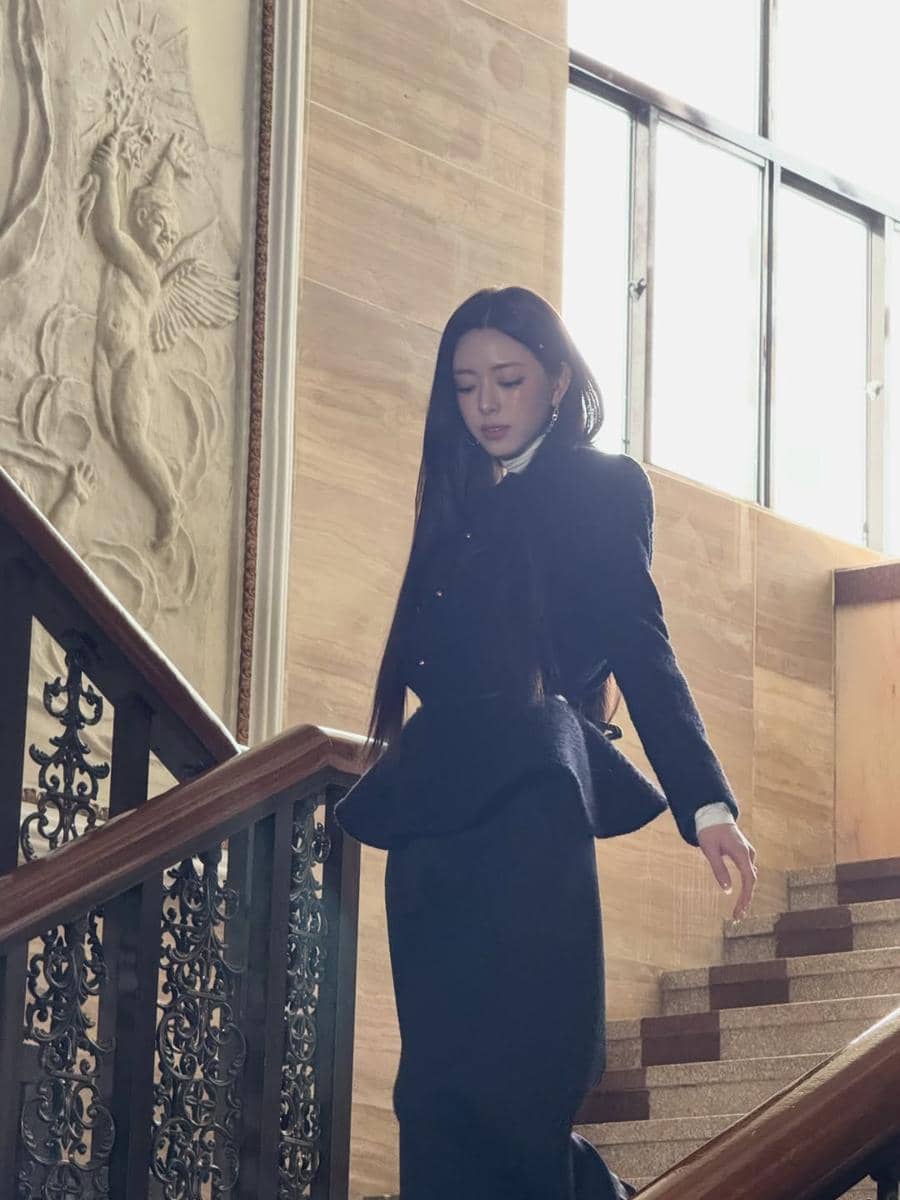 Inspirasi style ala Yuna ITZY 