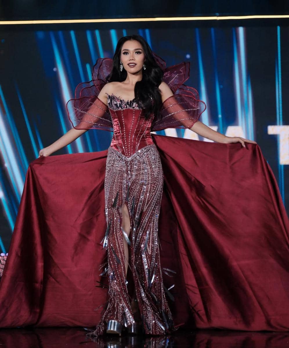 evening gown finalis Puteri Indonesia 2026 dari Pulau Jawa