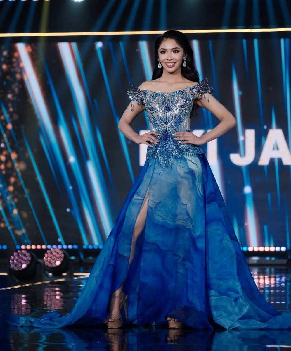 evening gown finalis Puteri Indonesia 2026 dari Pulau Jawa 