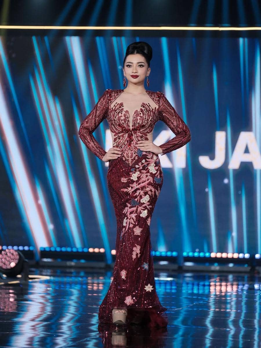 evening gown finalis Puteri Indonesia 2026 dari Pulau Jawa