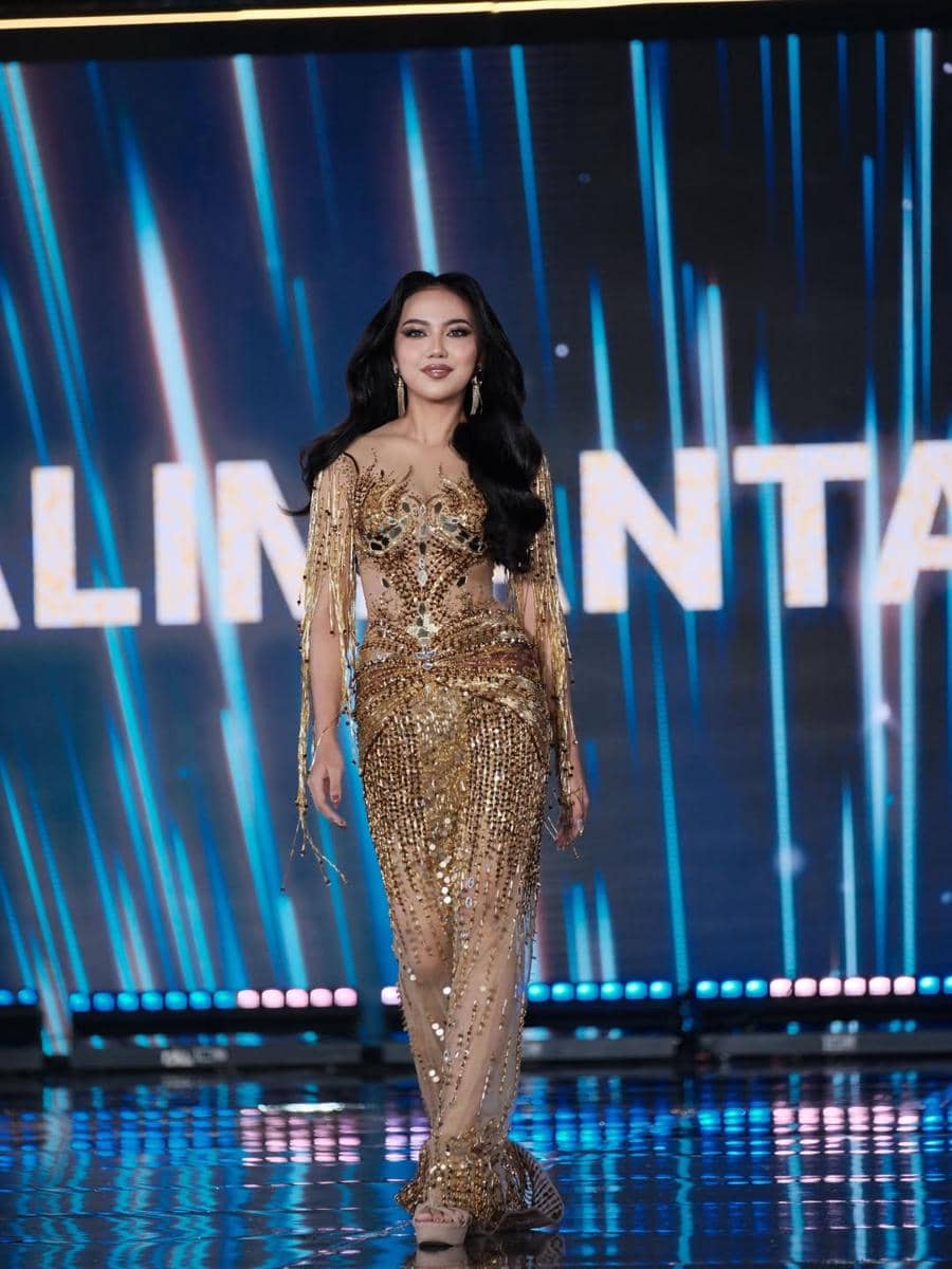 evening gown finalis Puteri Indonesia 2026 dari Kepulauan Kalimantan, Bali, dan Nusa Tenggara