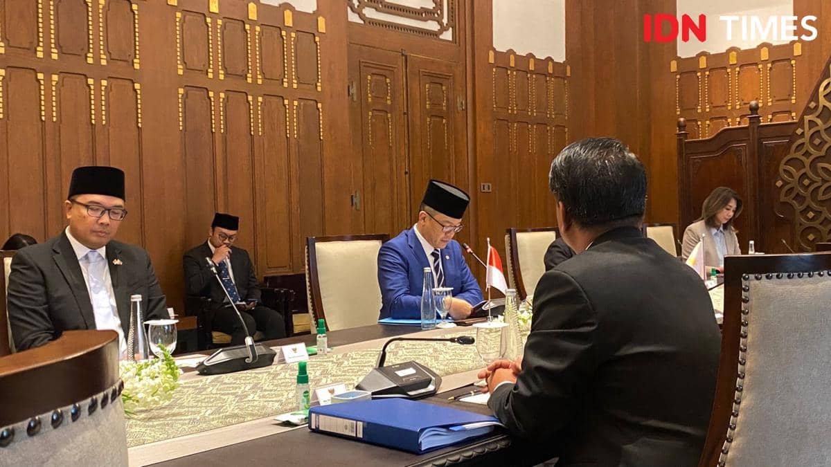 Menlu Sugiono terima Menlu Filipina Ma Theresa P. Lazaro Pertemuan JCBC ke-8 Indonesia-Filipina di Gedung Pancasila Kementerian Luar Negeri
