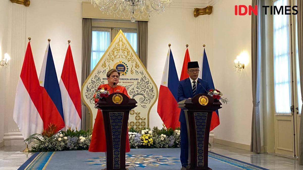 Menlu RI-Filipina Bahas Pembayaran QR Hingga Nikel di JCBC ke-8