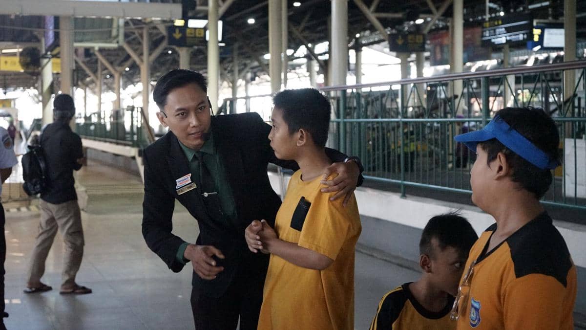 Program Edutrain KA Bandara bersama SLB Negeri 1 Bantul. (Dok. Istimewa)