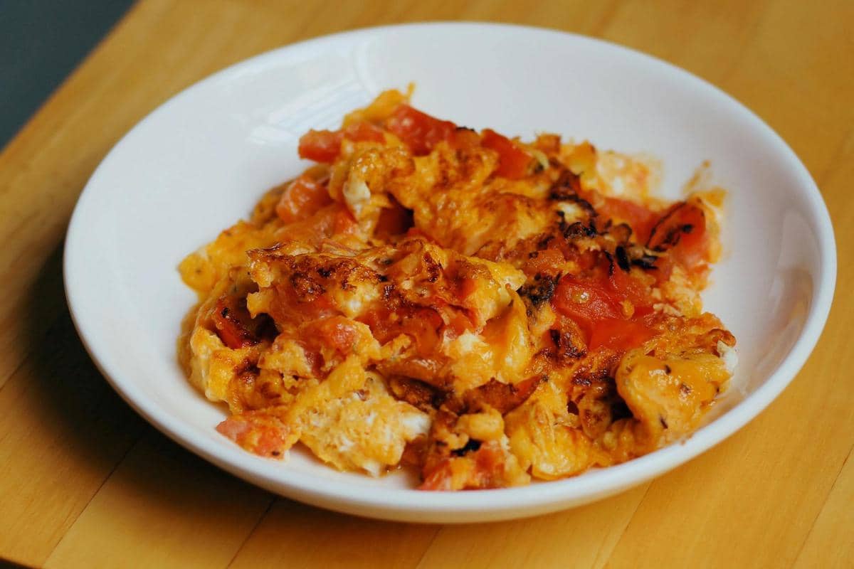 Resep Orak-arik Telur Tomat Bawang Putih, Lauk Makan Simpel