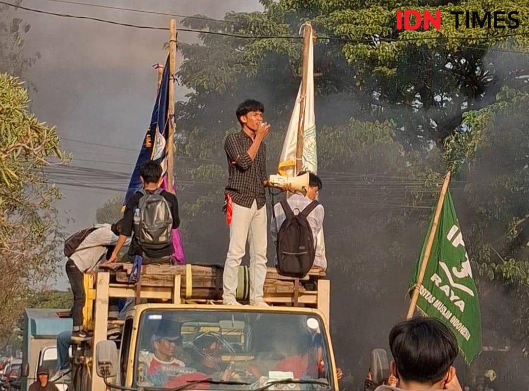 Unjuk Rasa Mahasiswa UMI Peringati 3 Dekade April Makassar Berdarah