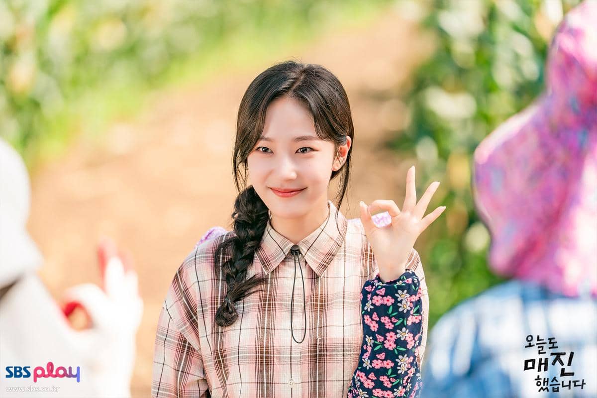 cuplikan drakor Sold Out On You