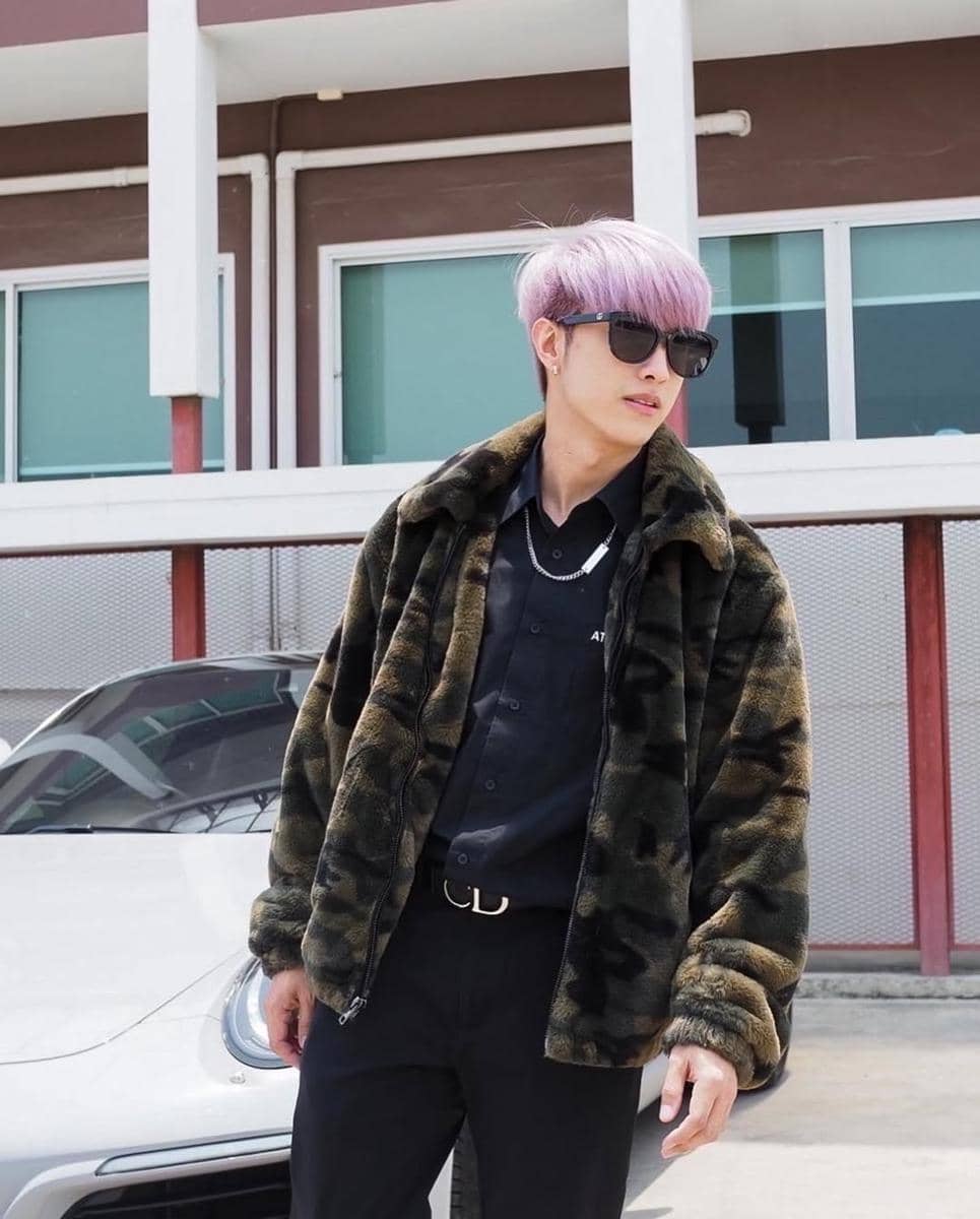 OOTD Traveling Stylish ala Kay Lertsittichai