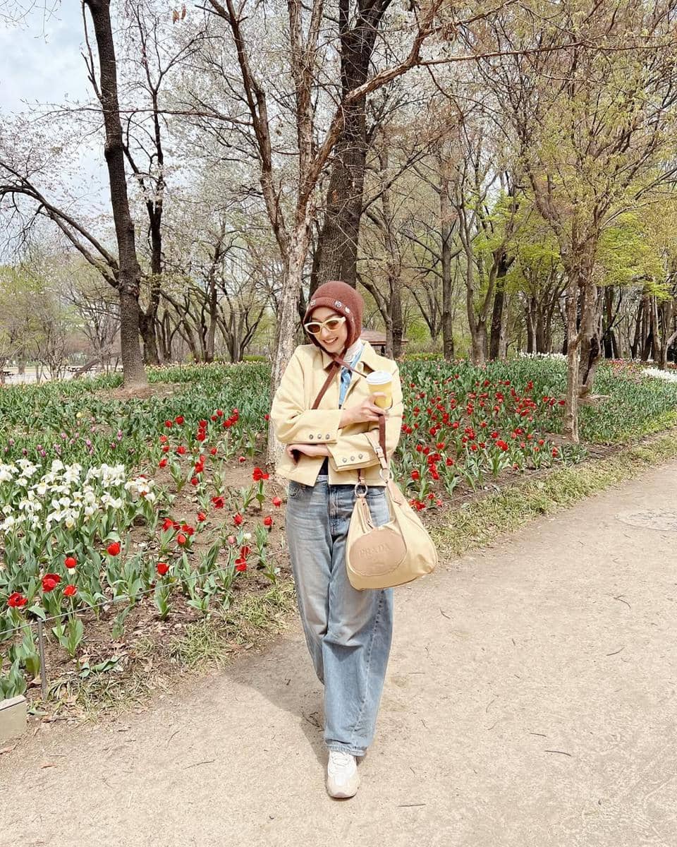 Outfit ala Indira Hapsari