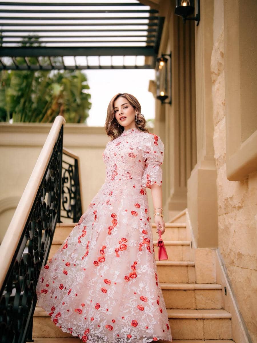 outfit colorful yang timeless