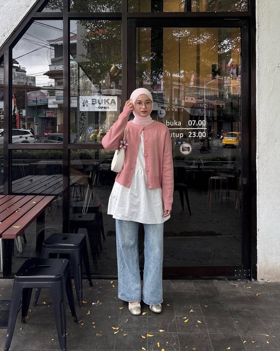 OOTD Nuansa Pink ala Lutvy Putri