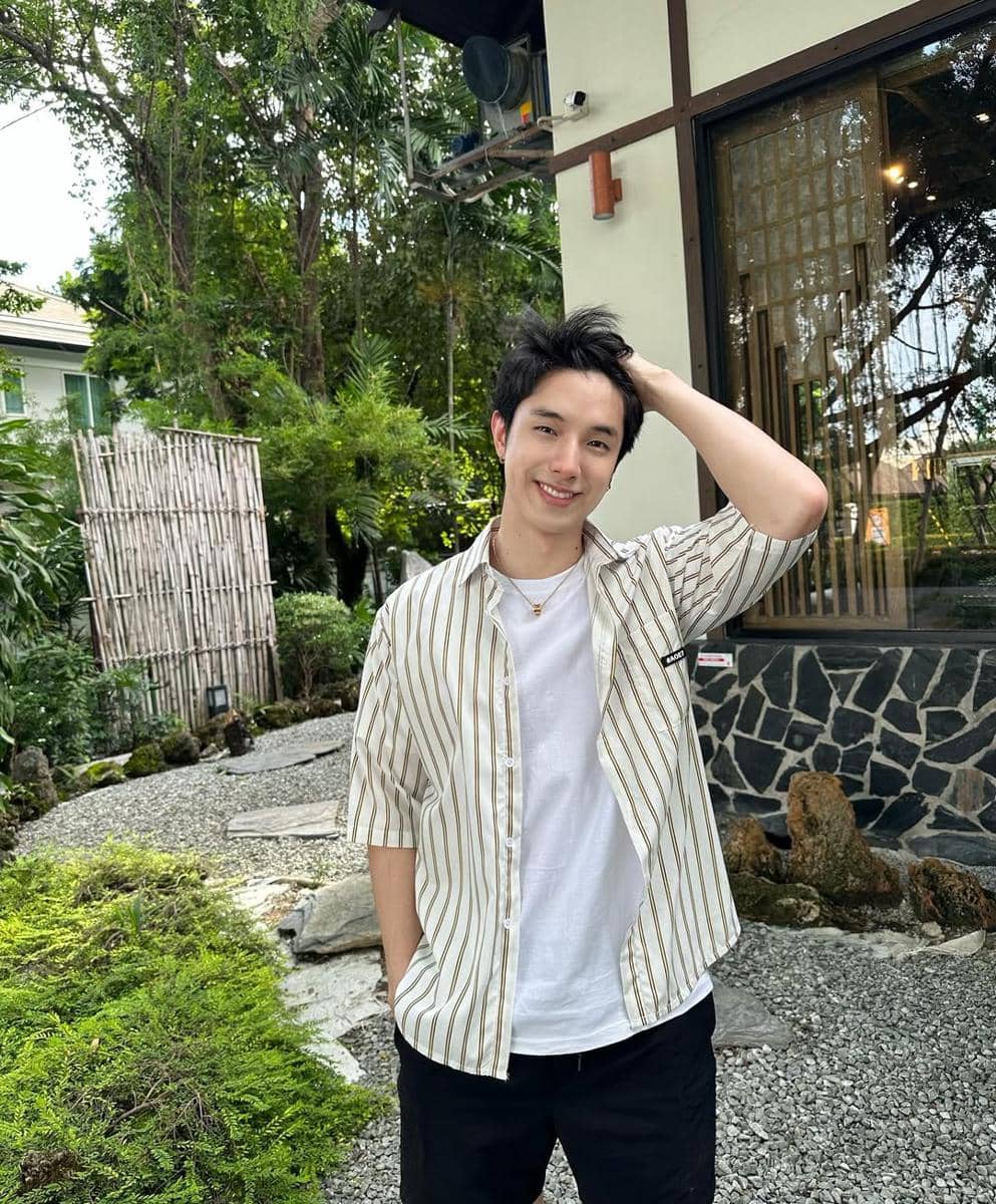 OOTD Musim Panas ala Kay Lertsittichai