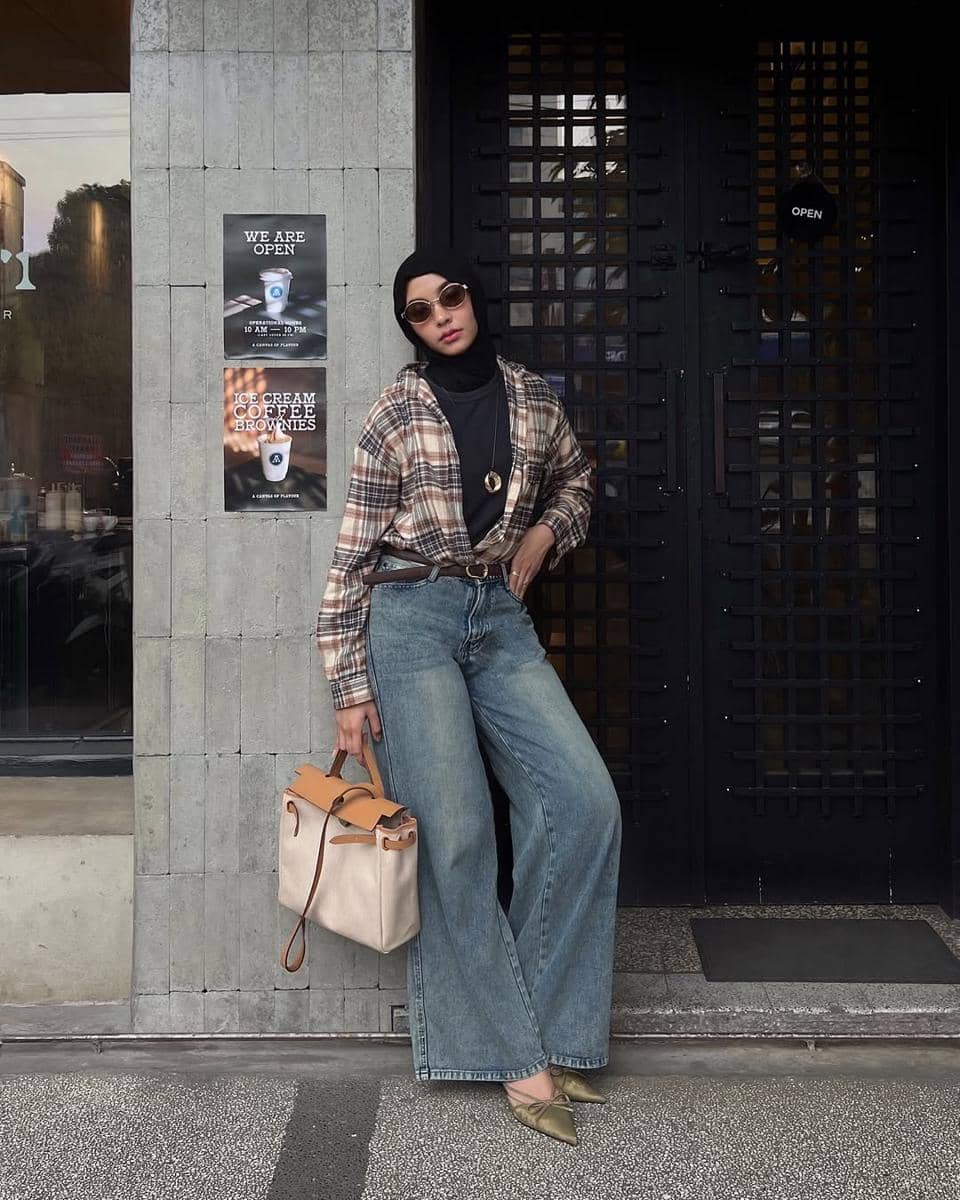 OOTD Blue Jeans ala Fita Wulansari