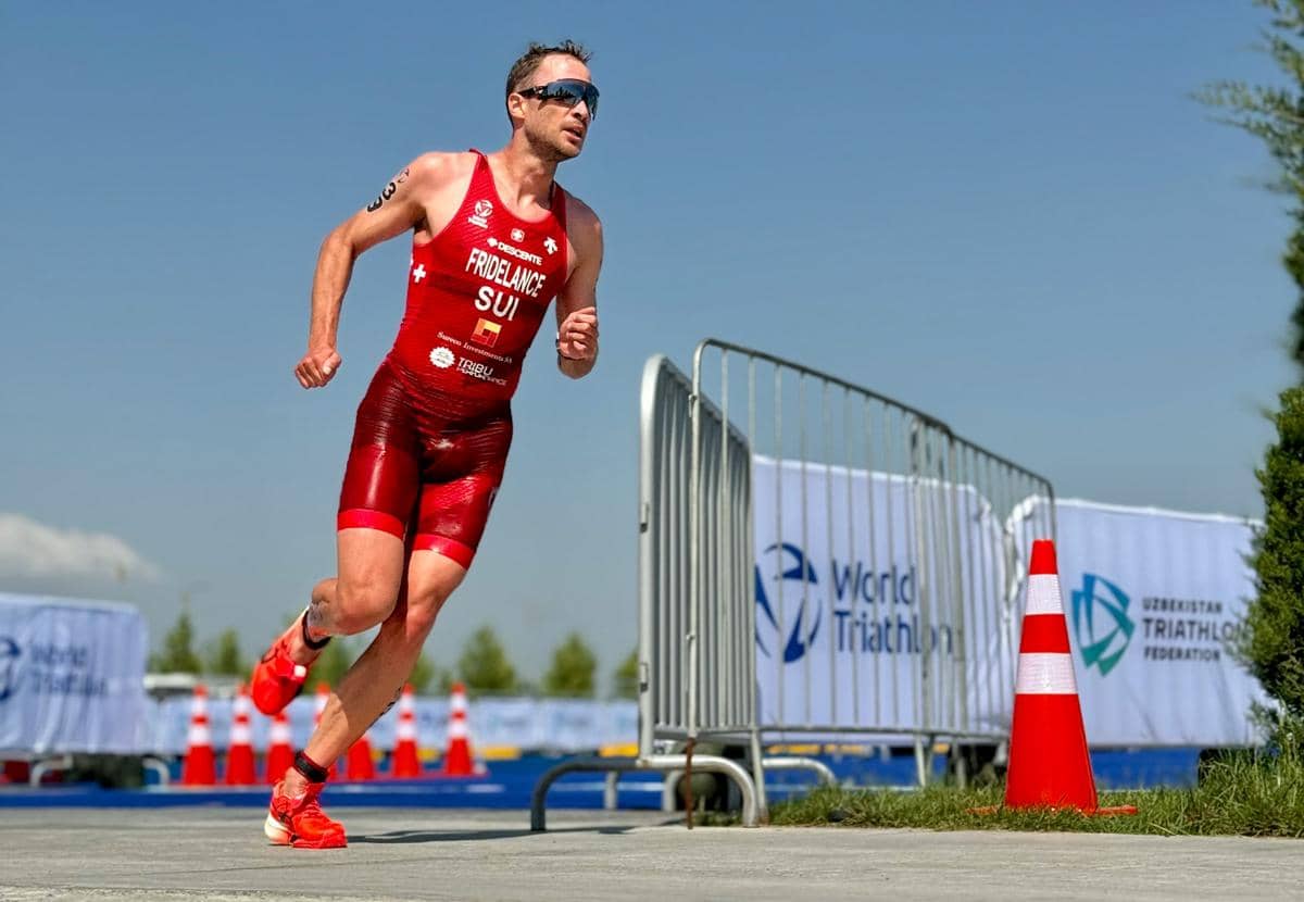 ilustrasi pria olahraga lari