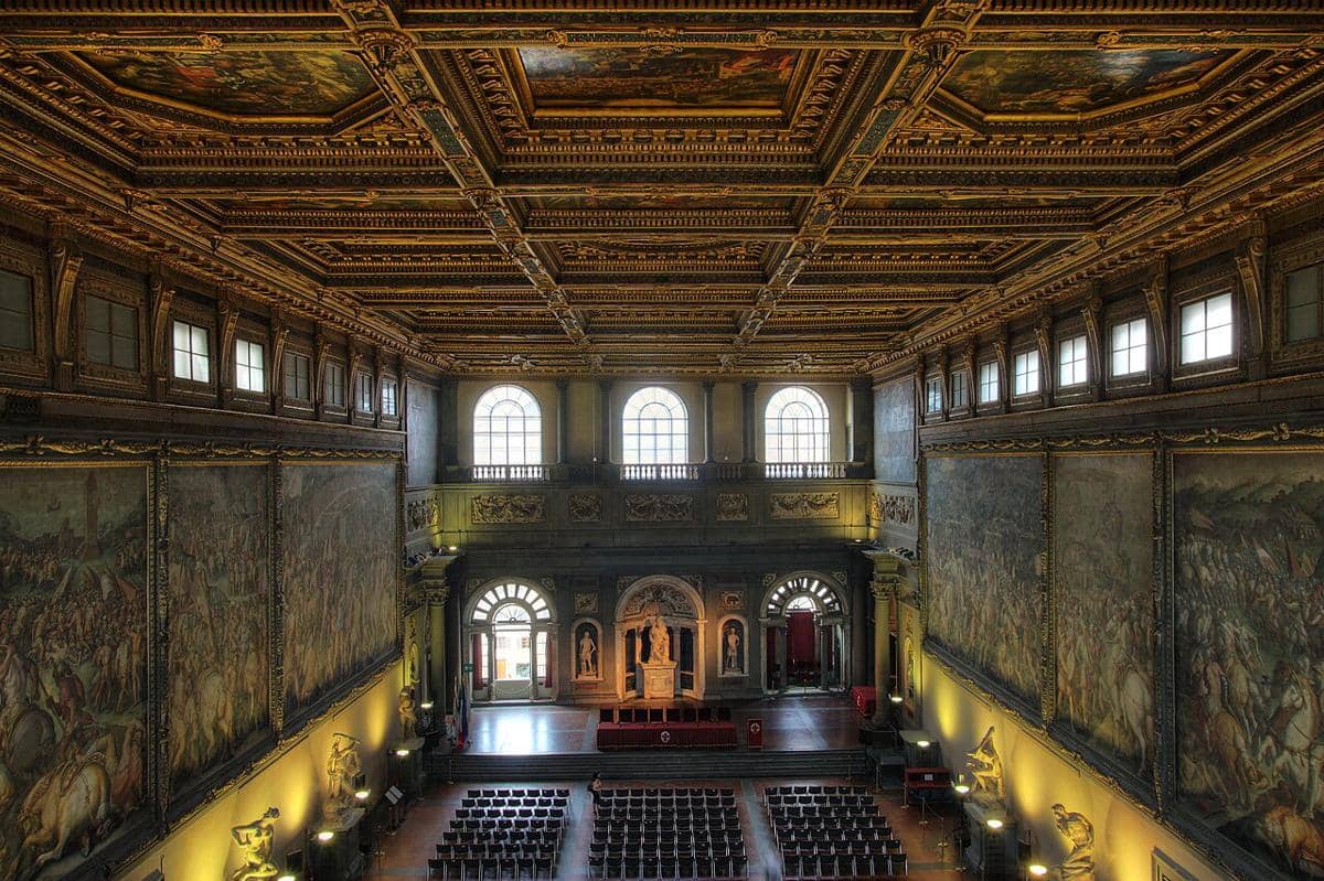 Salone dei Cinquecento (Aula Lima Ratus) yang terletak di dalam Palazzo Vecchio di Florence, Italia. 