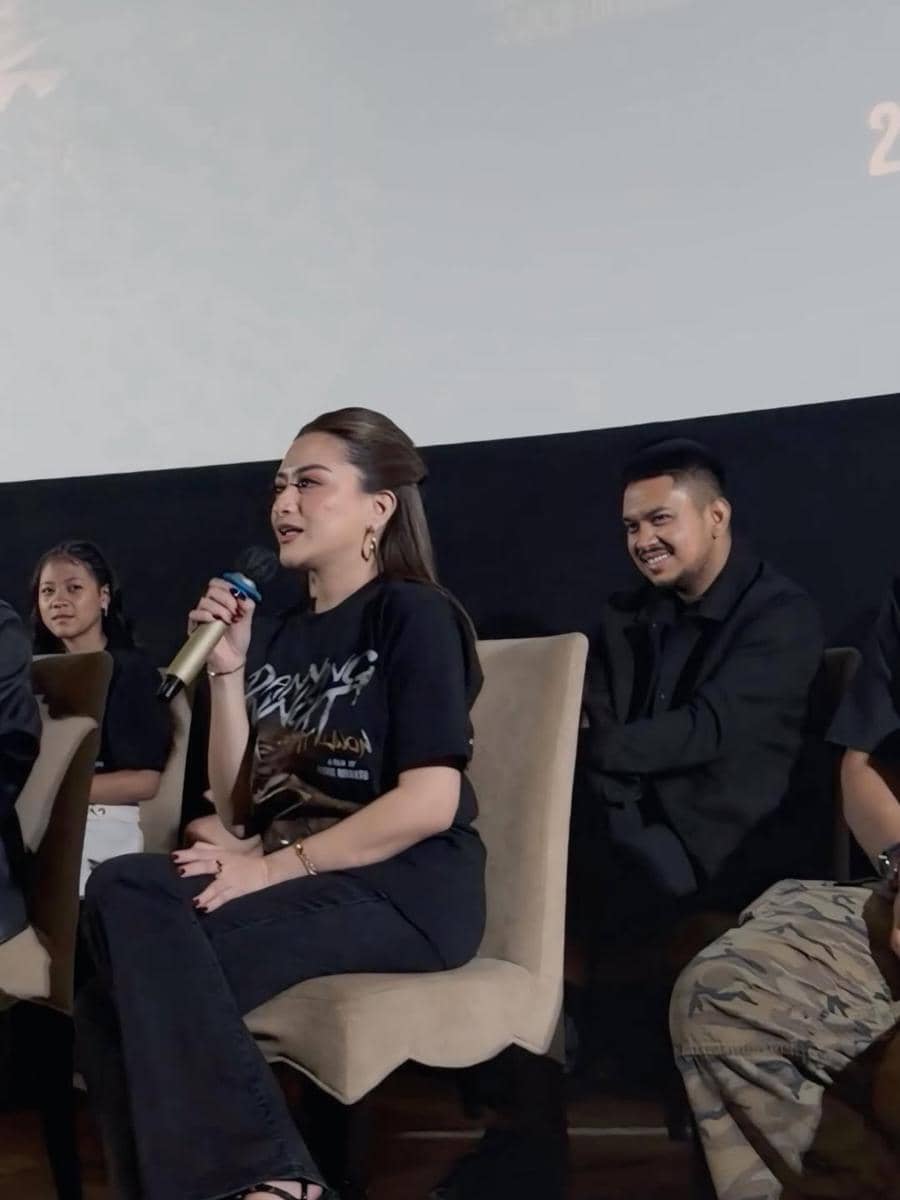 Nathalie Holscher dan kekasih