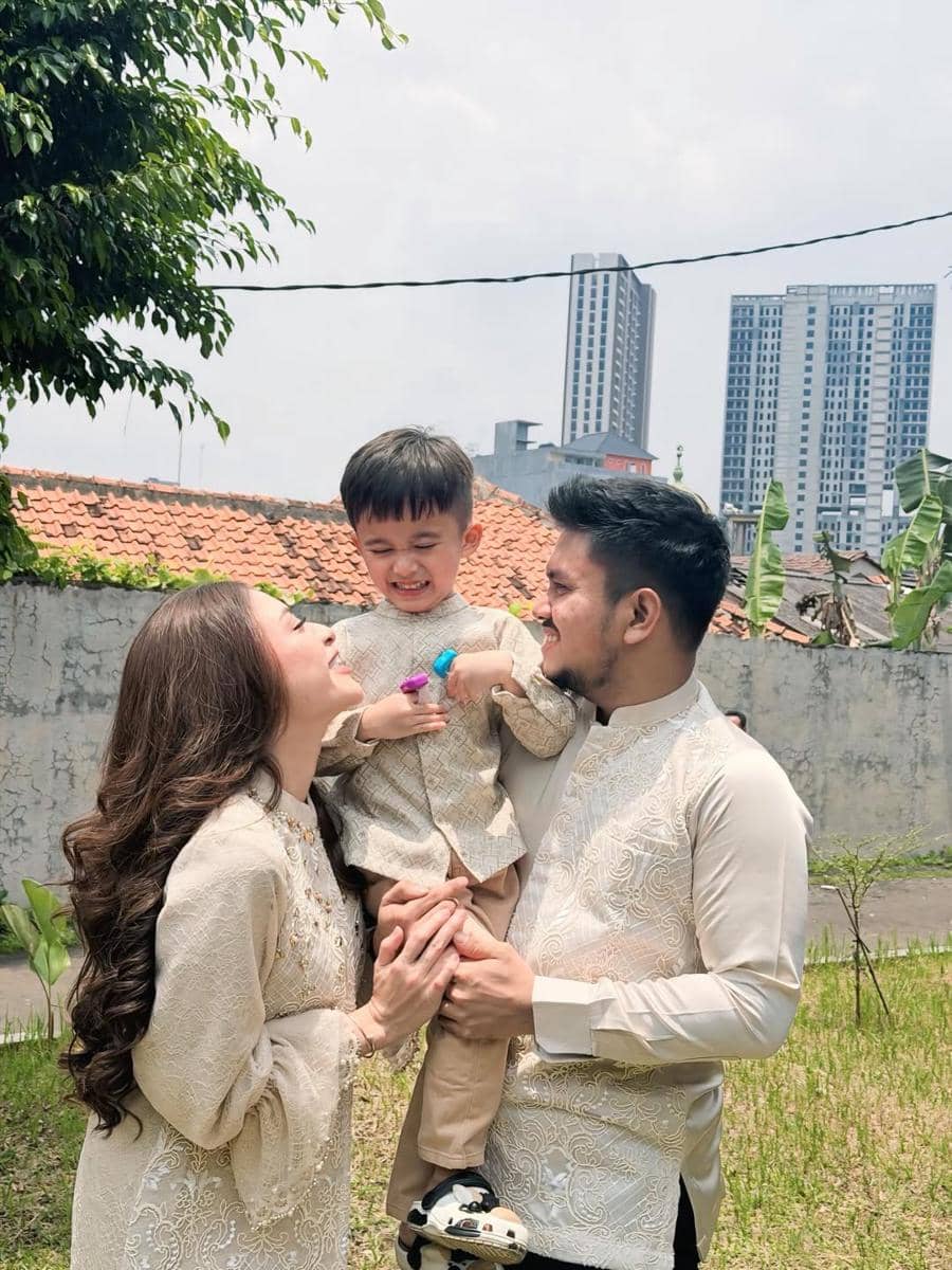 Nathalie Holscher dan kekasih