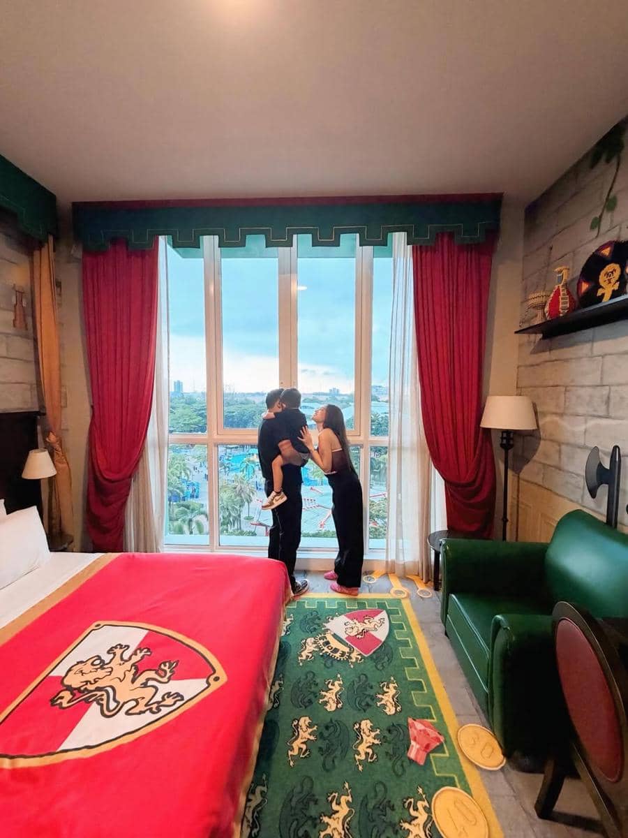 Nathalie Holscher dan kekasih