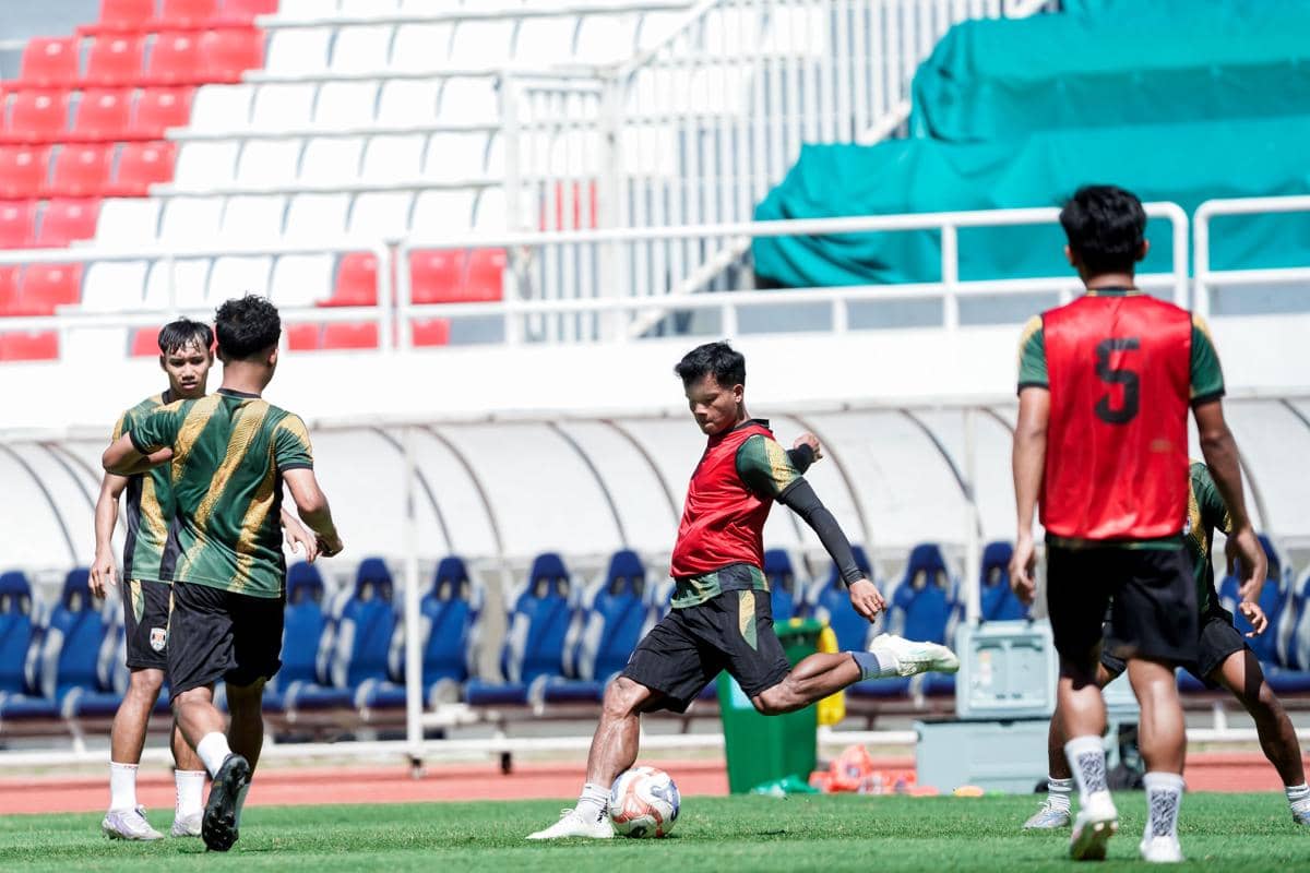 kendal tornado fc, ktfc latihan, pemain ktfc, skuat ktfc