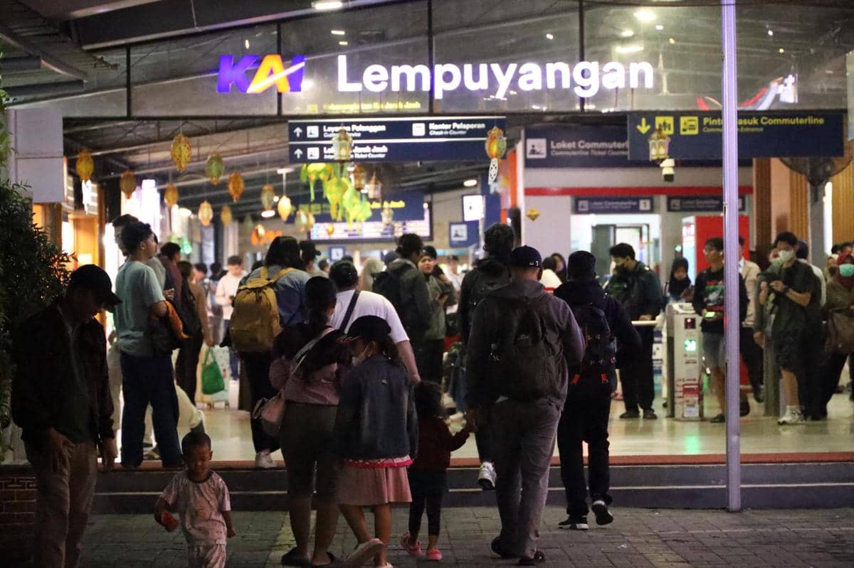 Stasiun Lempuyangan. 