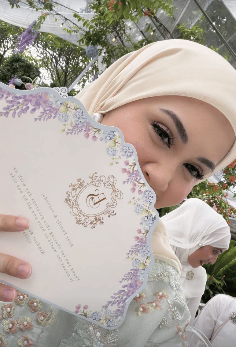 potret artis di siraman Syifa Hadju