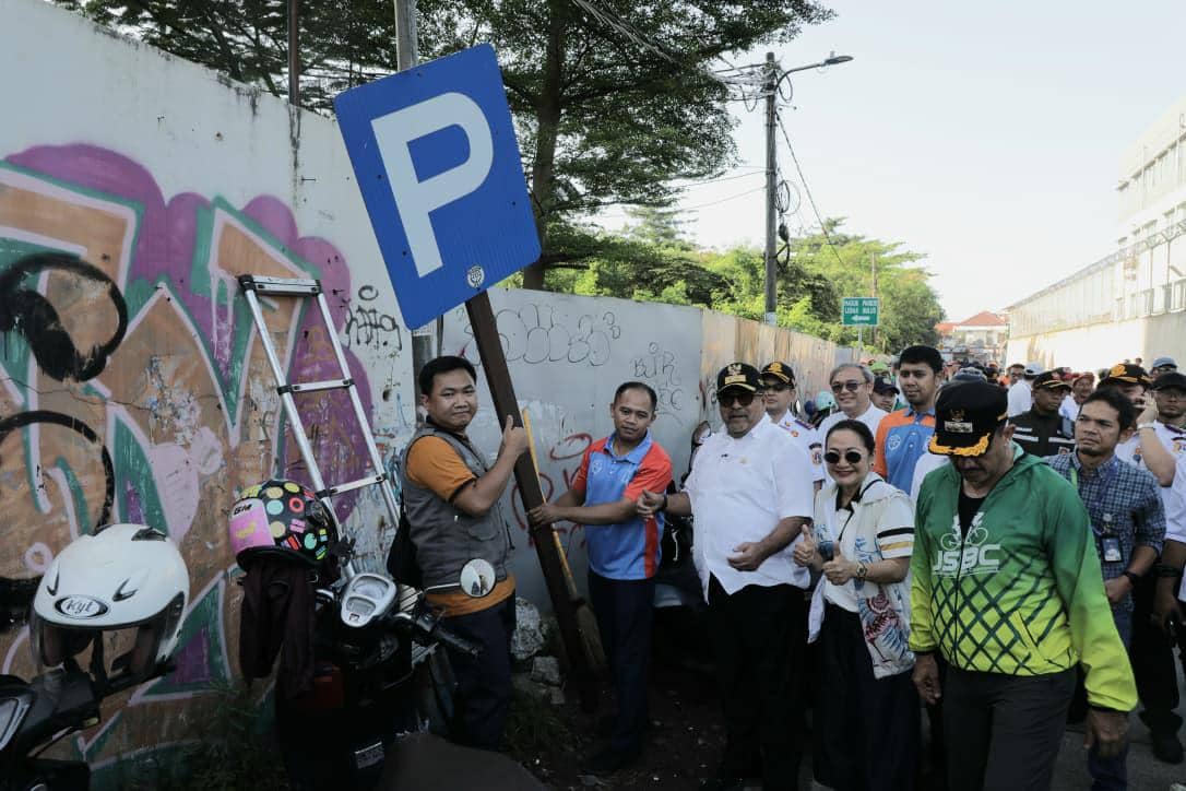 Setahun Tak Beres, Rano Karno Turun Tertibkan Parkir Liar Lebak Bulus