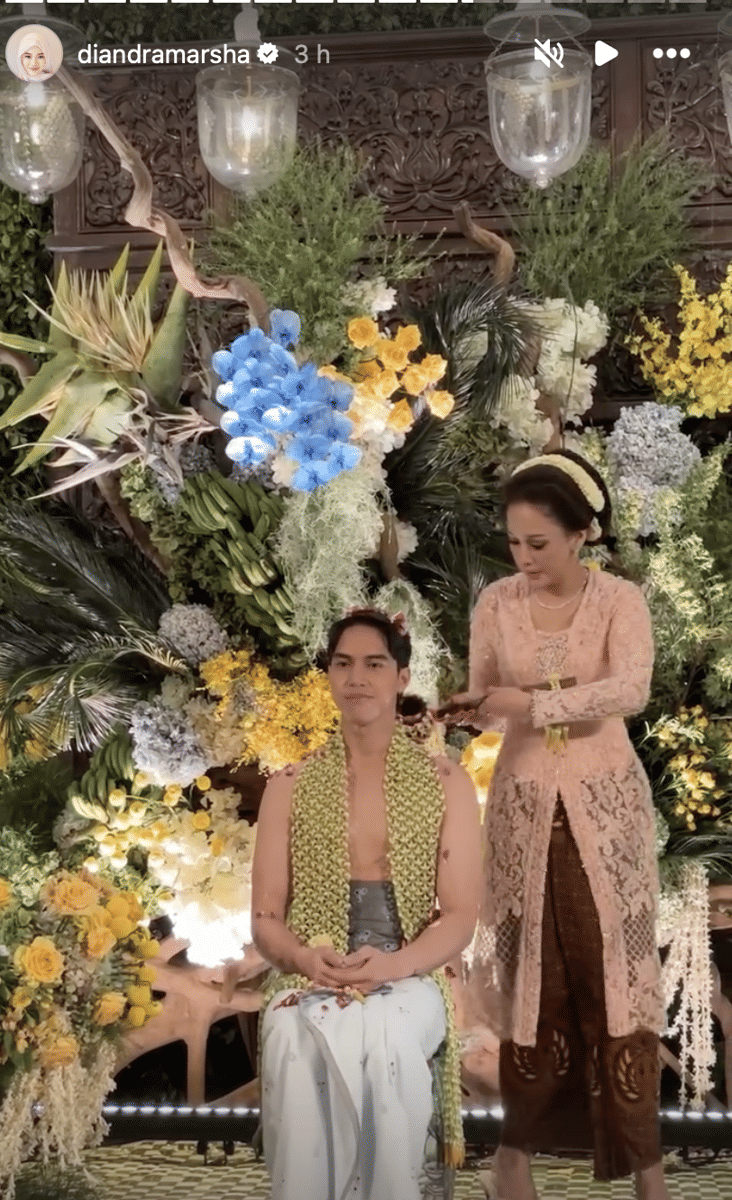 Gaya keluarga El Rumi.