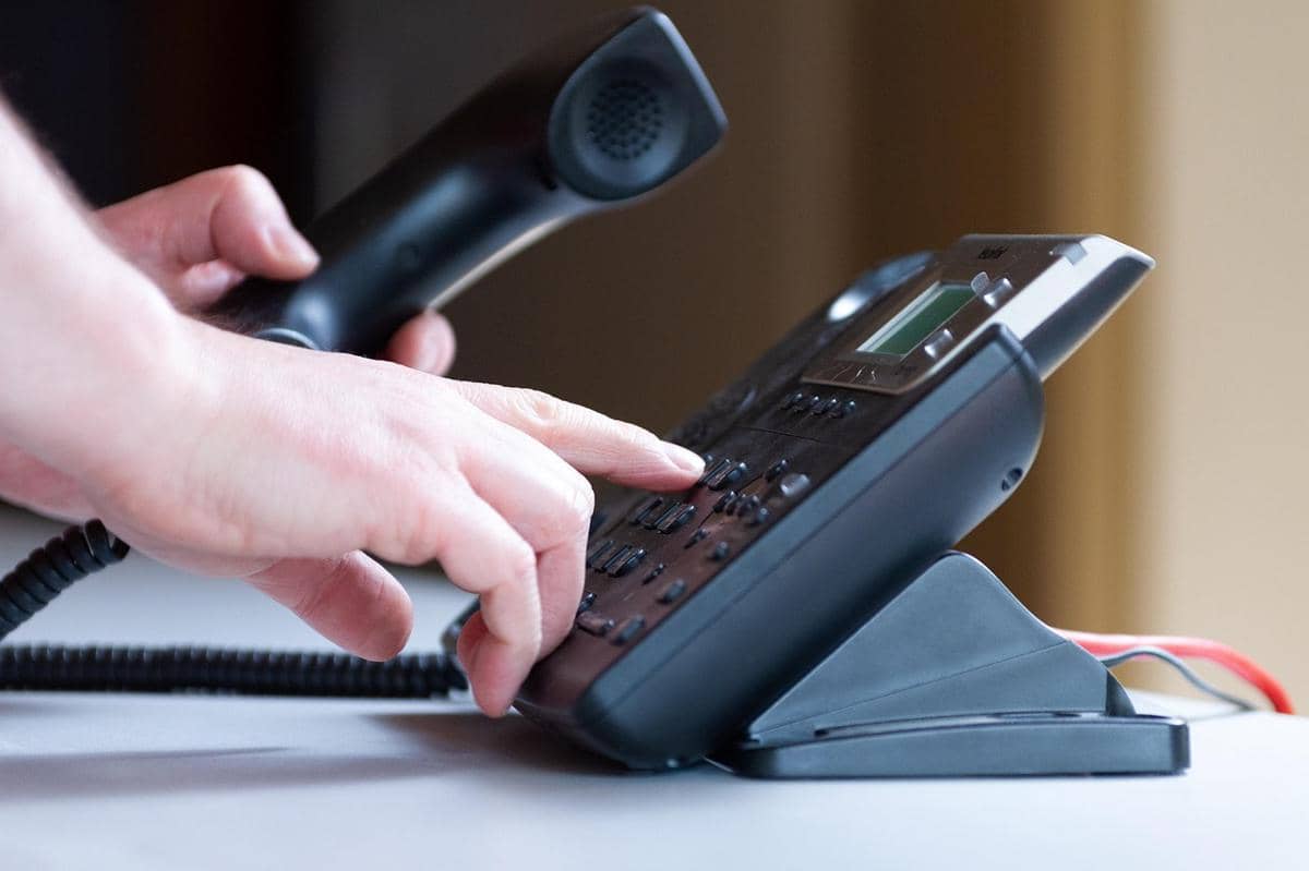 ilustrasi telepon
