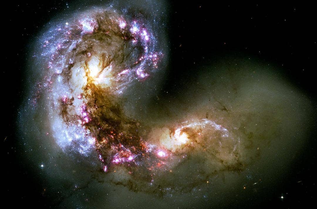 potret galaksi Antena