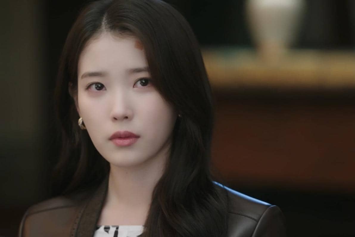 Seong Hui Ju (IU) dalam drakor Perfect Crown 