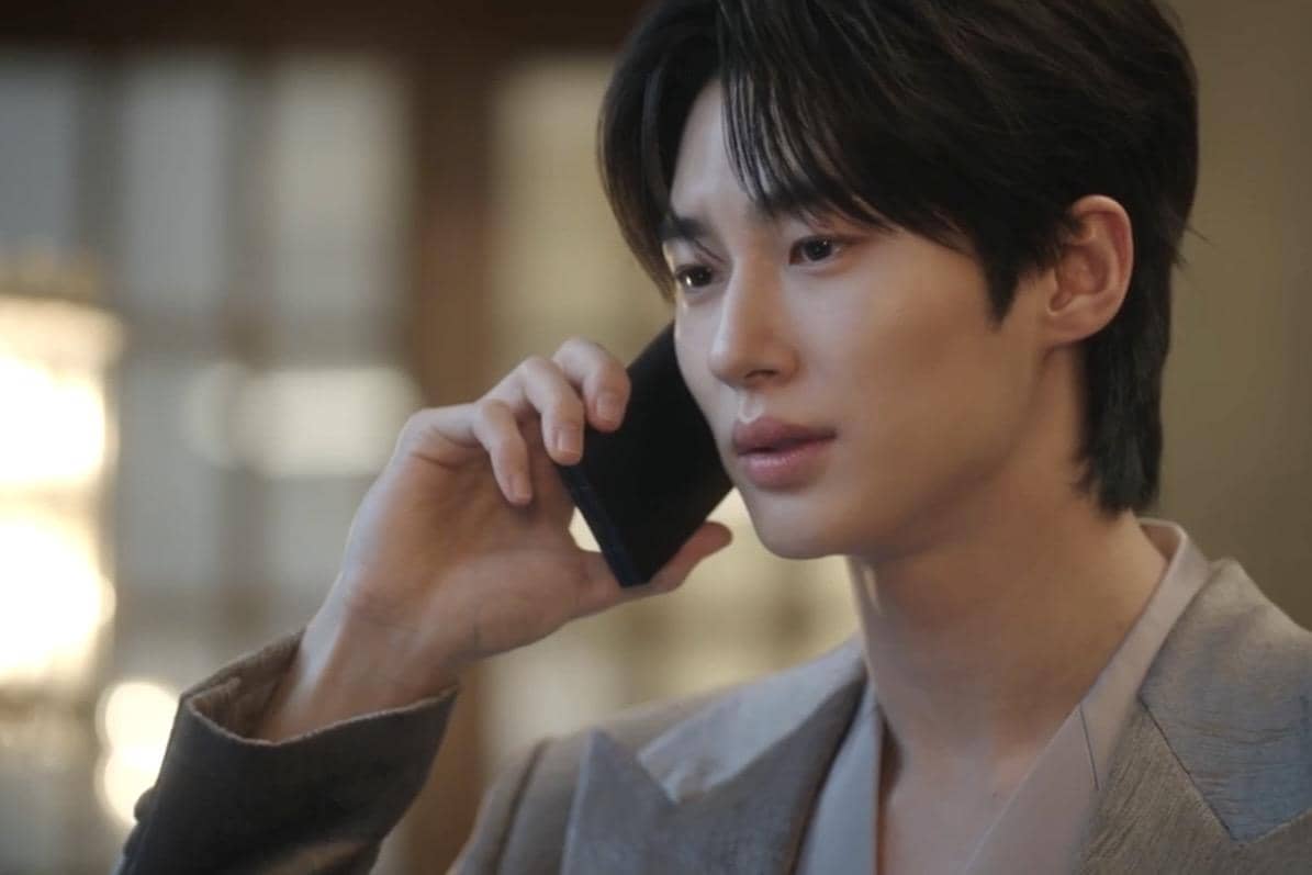 I An (Byeon Woo Seok) dalam drakor Perfect Crown 