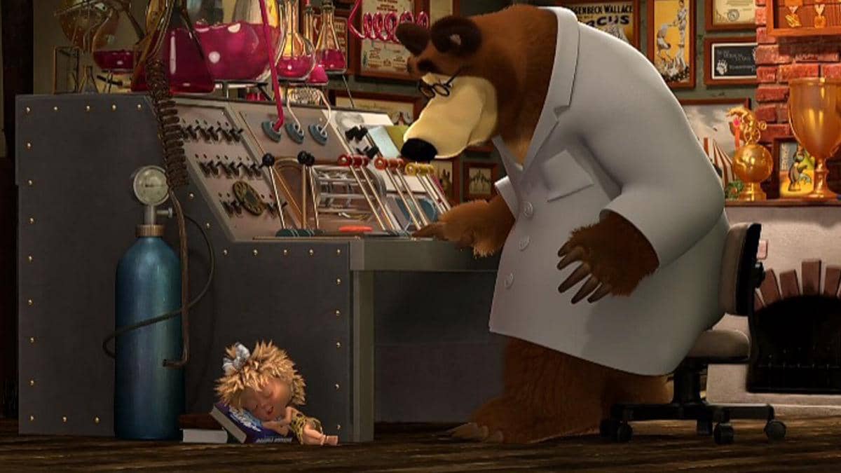 mesin waktu buatan Bear dalam Masha and The  Bear