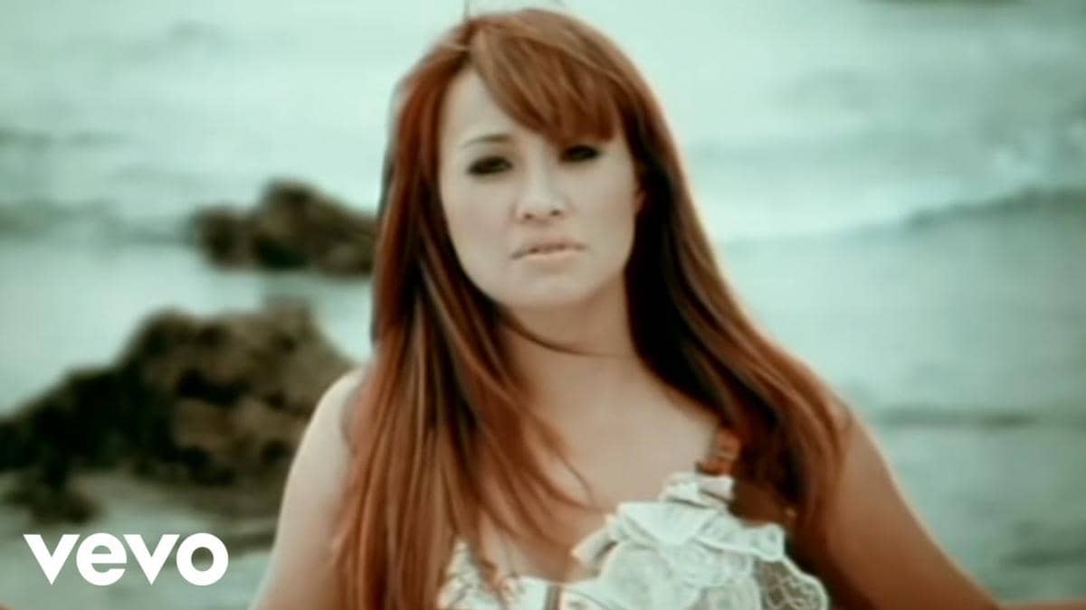 cuplikan video klip "Kekasih yang Tak Dianggap"