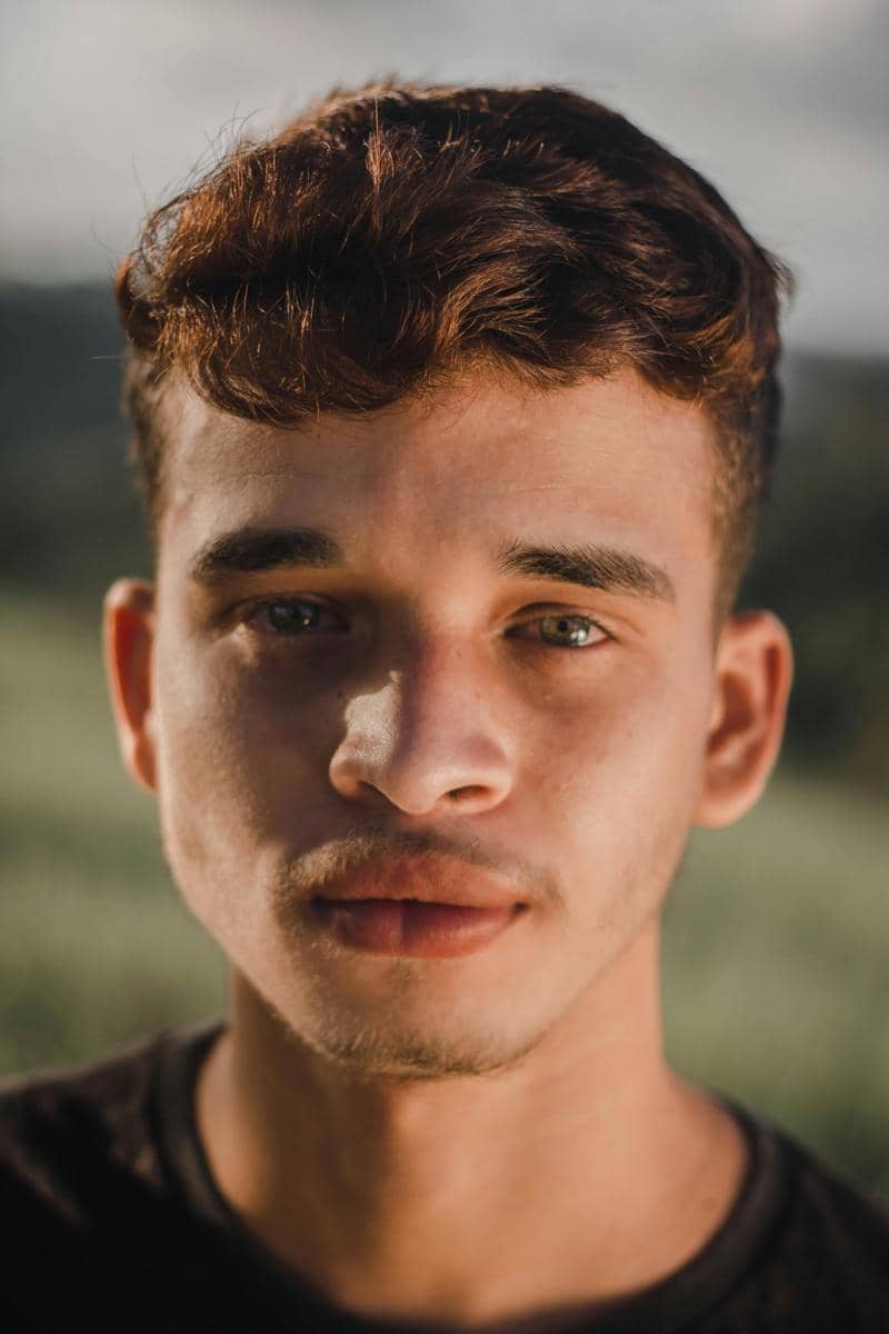 ilustrasi model rambut soft undercut (pexels.com/Deivi Response)