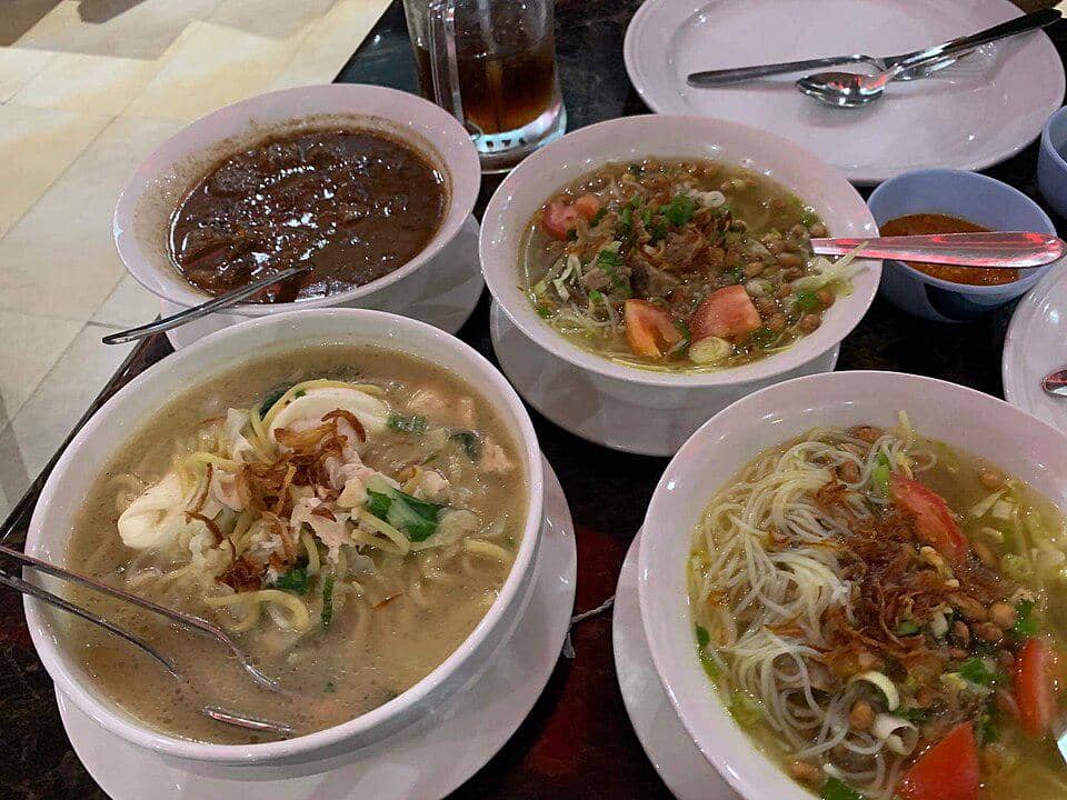 ilustrasi berbagai macam soto