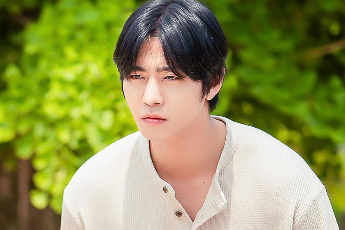 7 Rutinitas Matthew Lee di Desa Deokpung di Drakor Sold Out on You