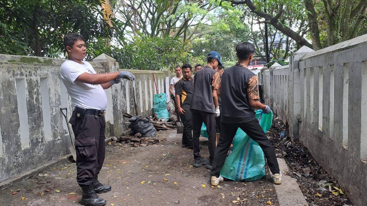 PKL Monju Bandung Ditertibkan, Nasib Pasar Minggu Masih Menggantung