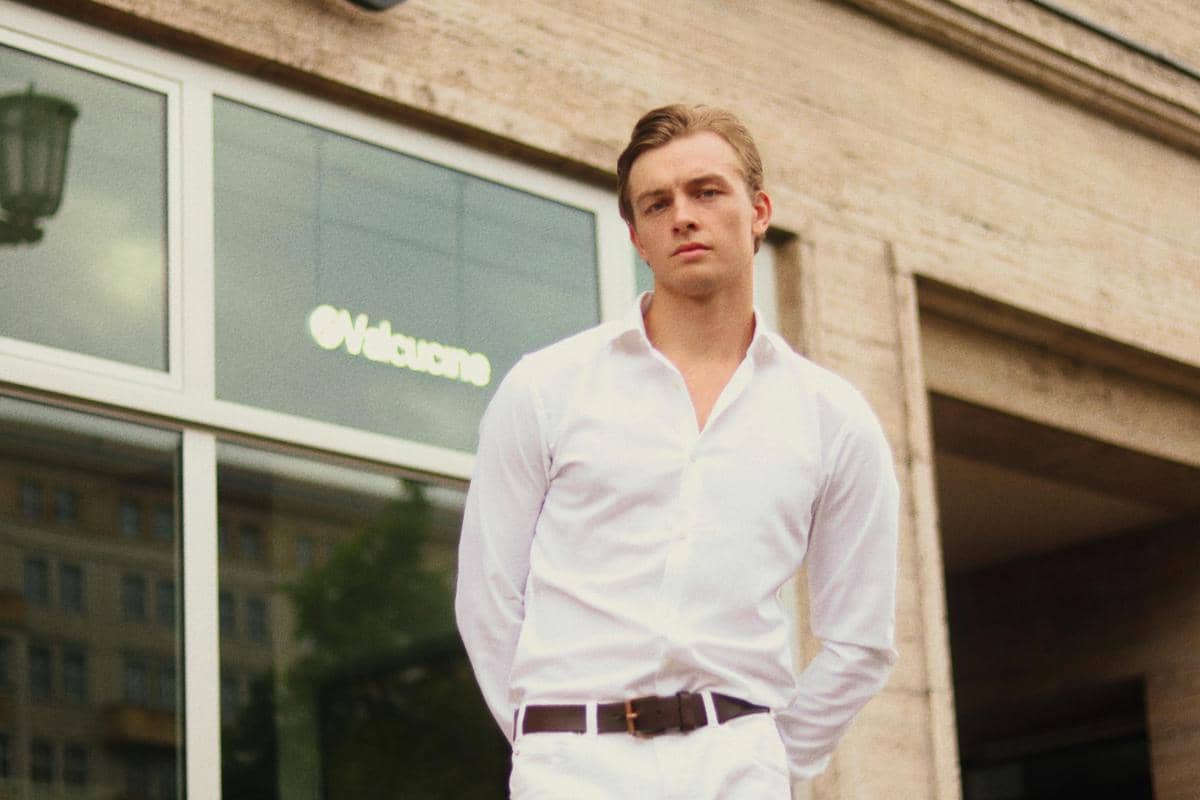 Pakaian yang pas untuk tubuh cowok kurus.