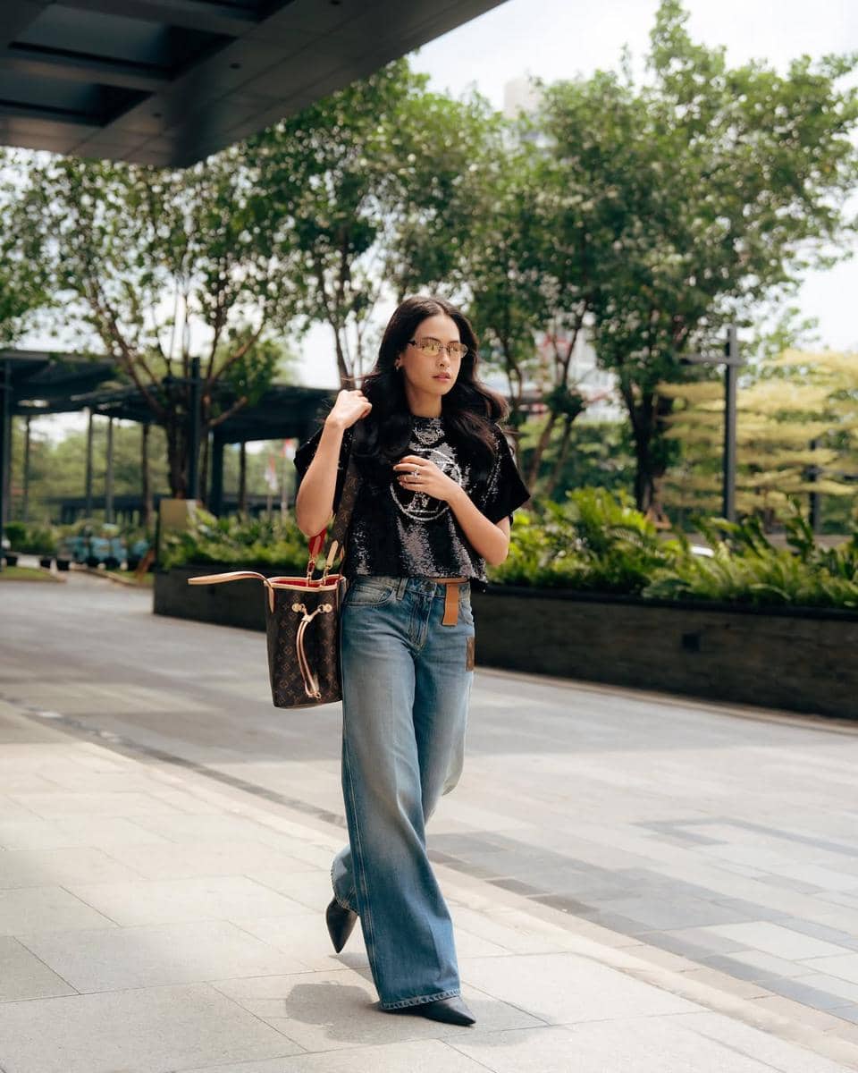 inspirasi OOTD ala Maudy Ayunda