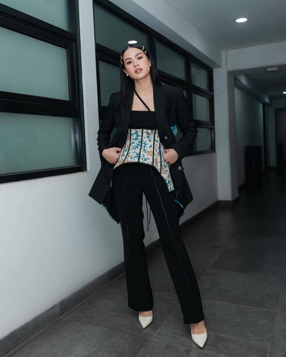 inspirasi OOTD ala Maudy Ayunda