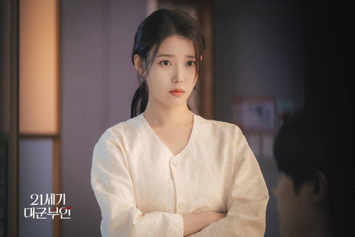 Cuplikan drama Korea Perfect Crown