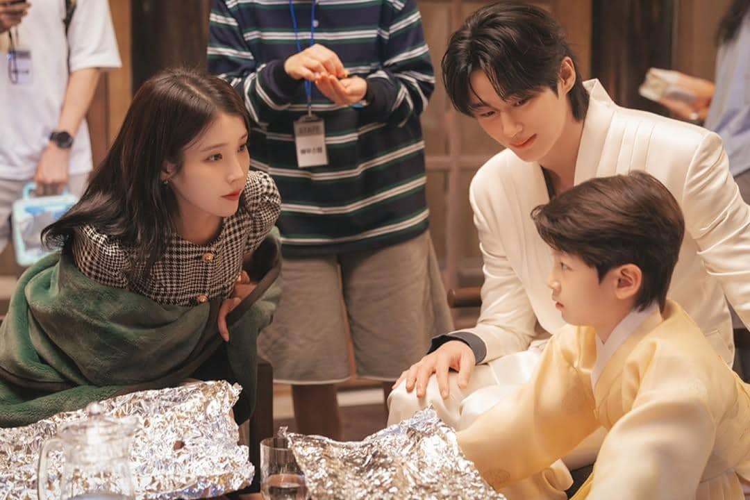 cuplikan drama Perfect Crown