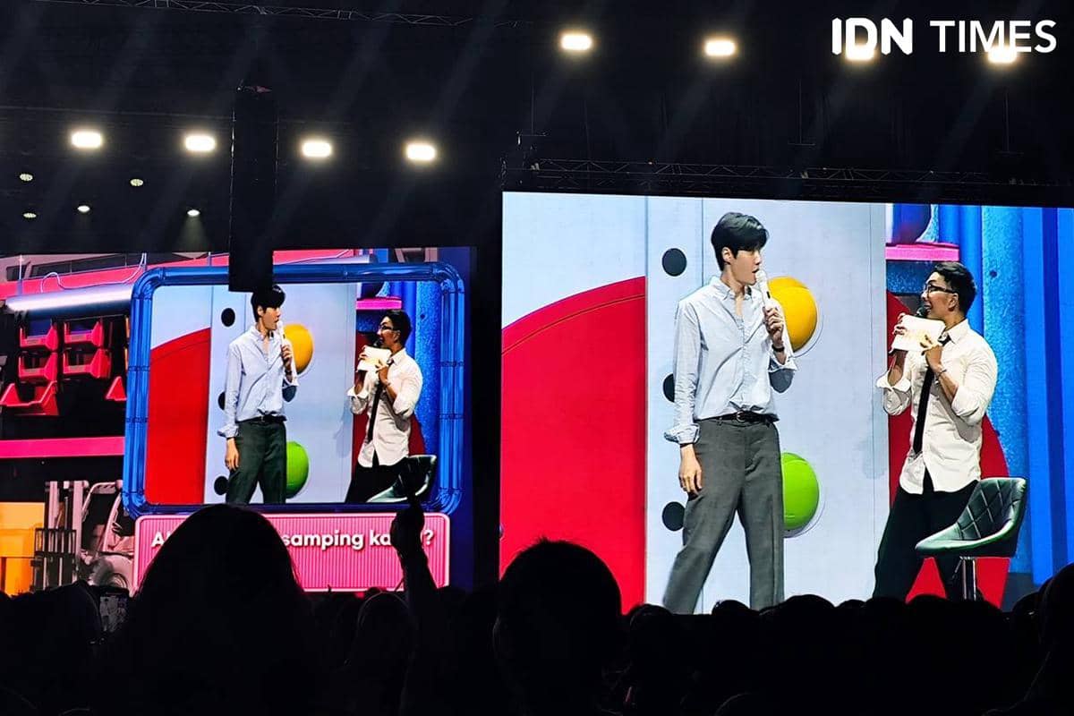 Momen meniru adegan When Life Gives You Tangerines.jpg