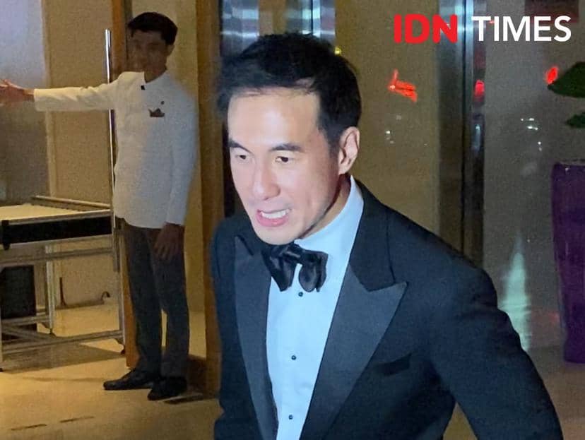 potret Daniel Mananta di resepsi pernikahan El Rumi dan Syifa Hadju