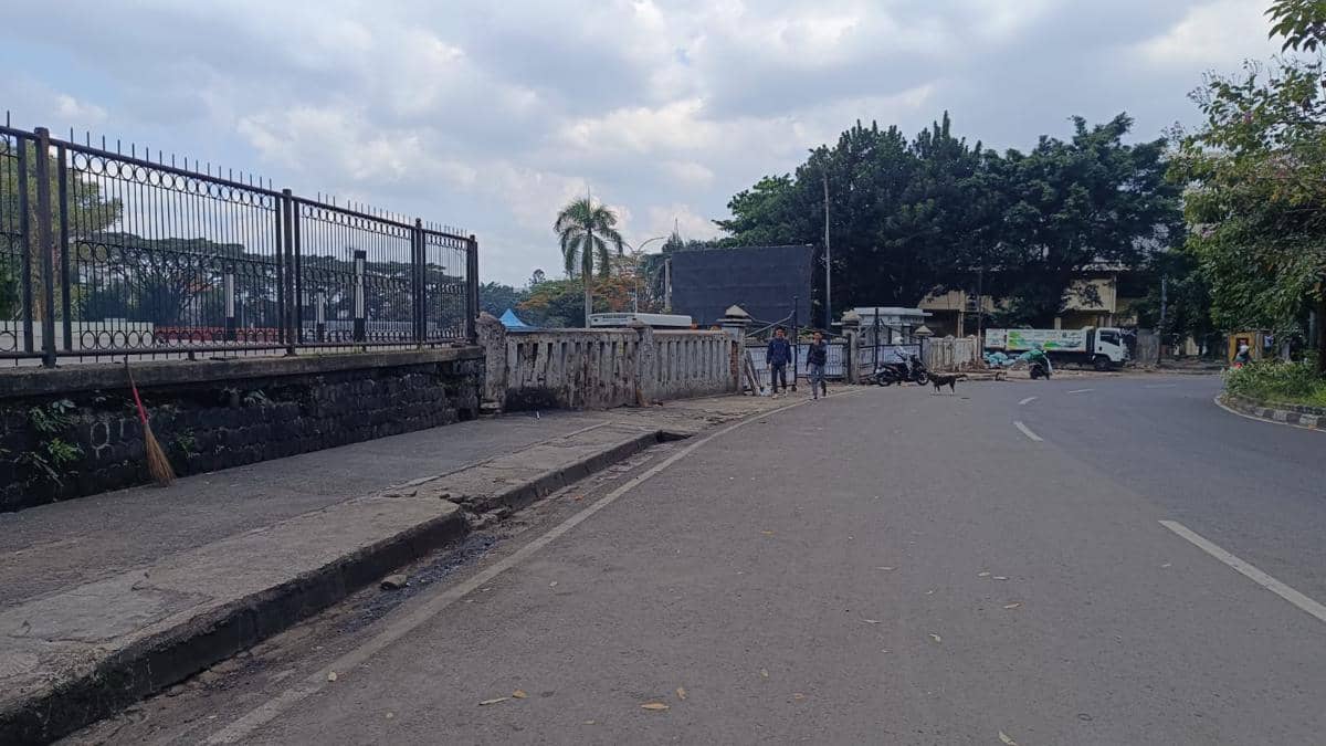 Penampakan Terbaru Jalan Dipatiukur Usai Penertiban PKL Samping Monju