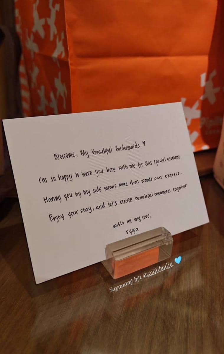 Isi Bridesmaid Kit Akad-Resepsi Syifa Hadju (instagram.com/miktambayong)