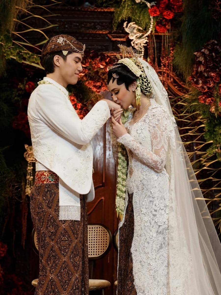 Gaya Syifa Hadju di Akad Nikah (instagram.com/syifahadju)